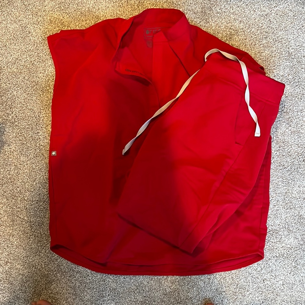 Figs red scrubs set